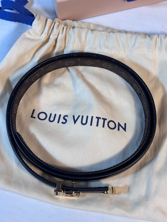 Beautiful Louis Vuitton Reversible Black Belt main image 12